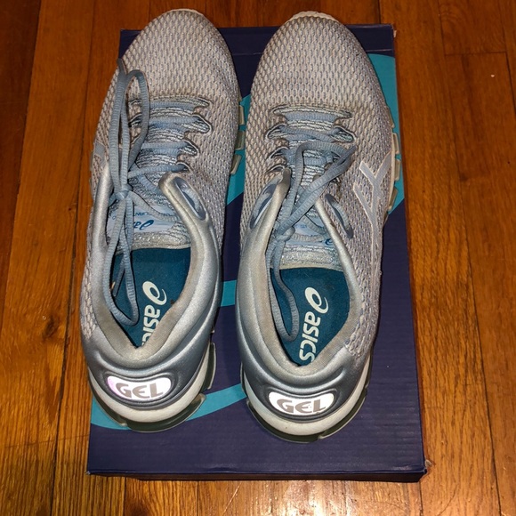 Light blue ASICS - Picture 1 of 2